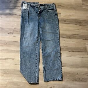 Fashion Nova women Relaxed Blue Jeans